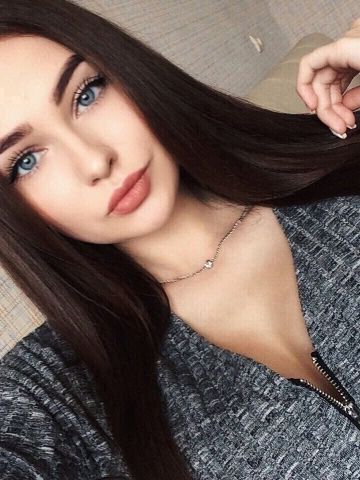 Юна